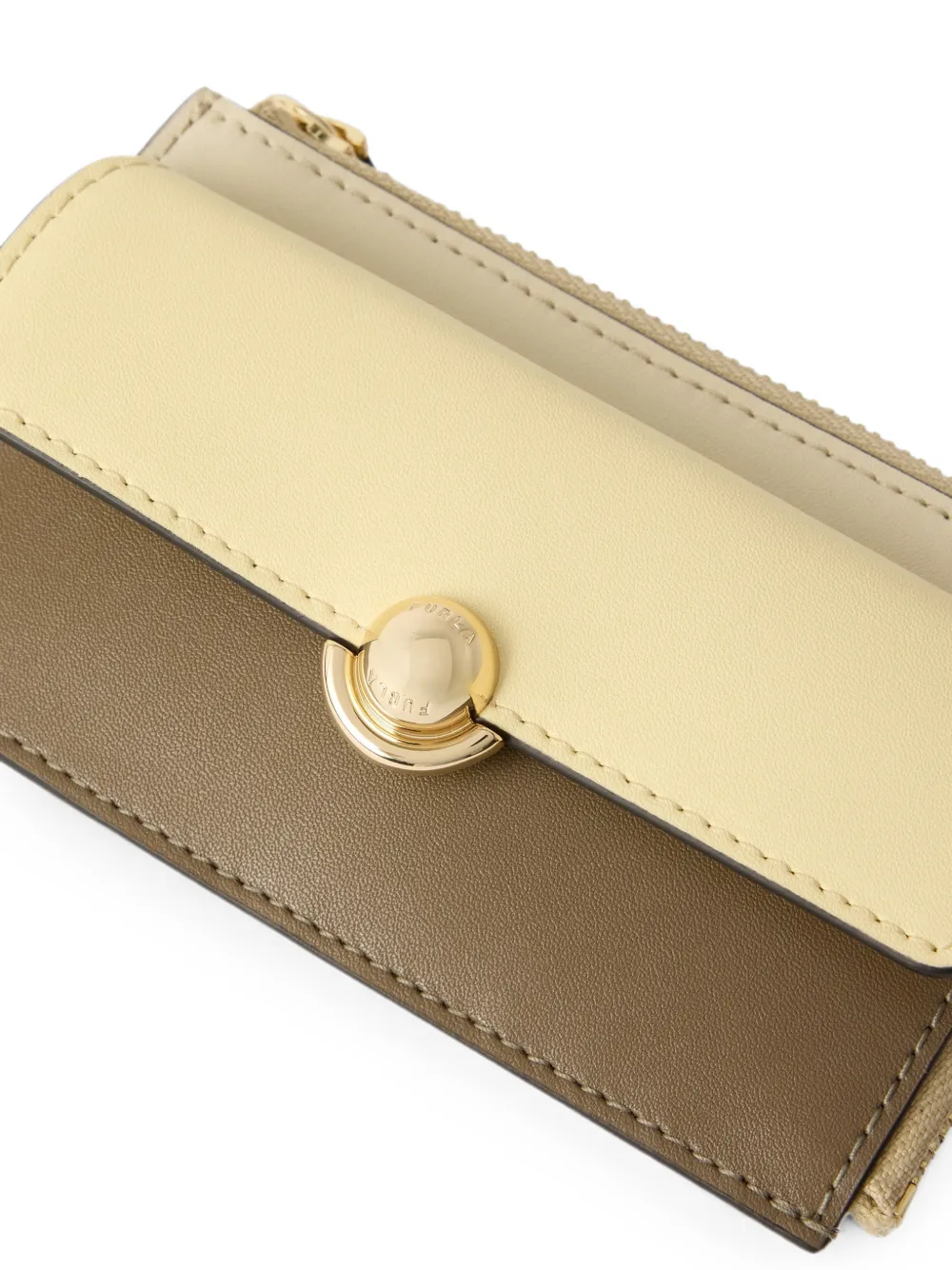 Furla Sfera pasjeshouder Bruin
