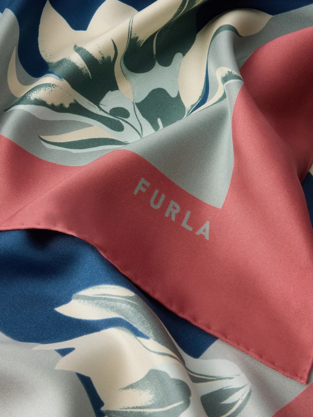 Furla Tortona carré sjaal Blauw