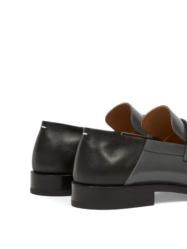 Maison Margiela Tabi slip-on Loafers | Grey | FARFETCH