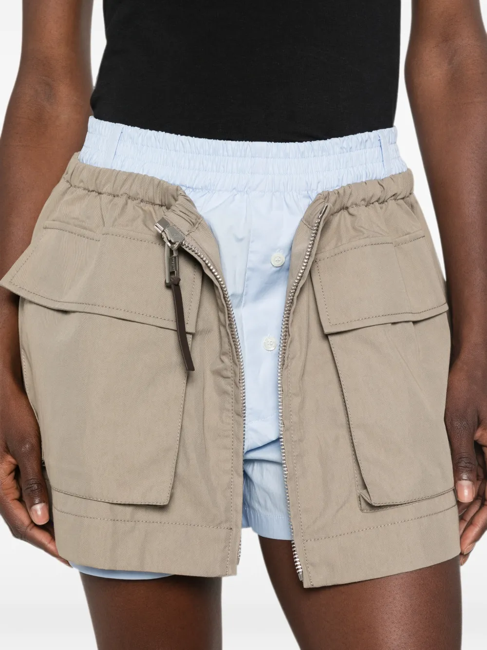 Moschino Shorts met logopatch en zak Beige