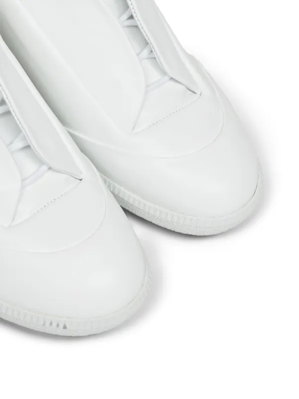 靴 Maison Margiela future low top sneakers Maison Margiela Future low-top Sneakers | White | FARFETCH SG