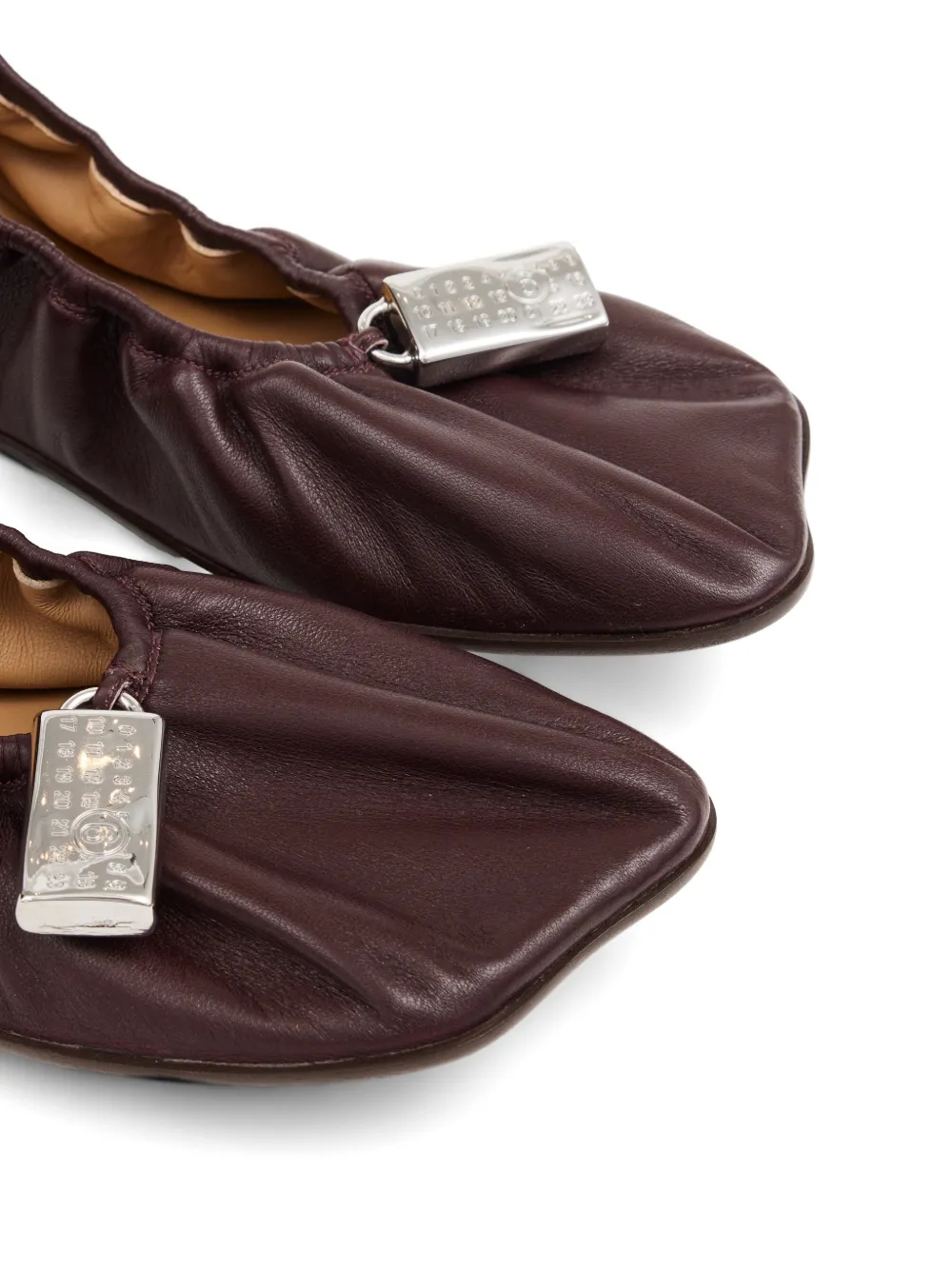 MM6 Maison Margiela Anatomic numeric-tag ballet flats Bruin