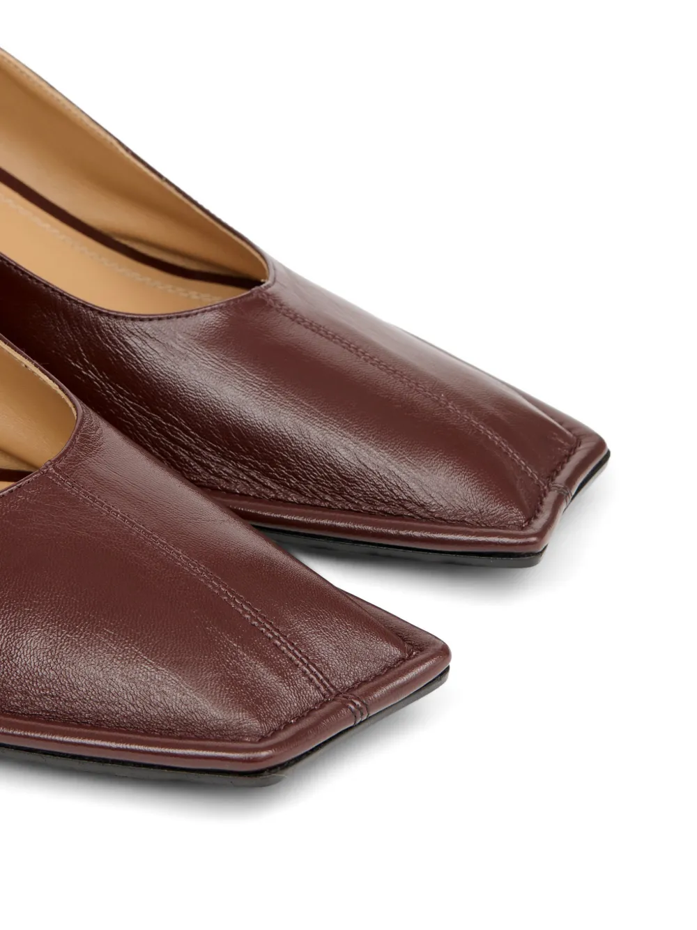 Maison Margiela piped square-toe pumps Bruin