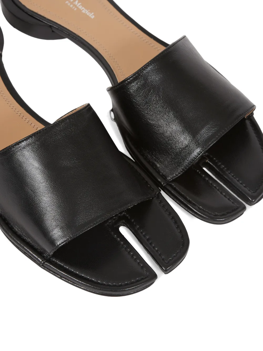 Maison Margiela Tabi leather flat sandals Zwart