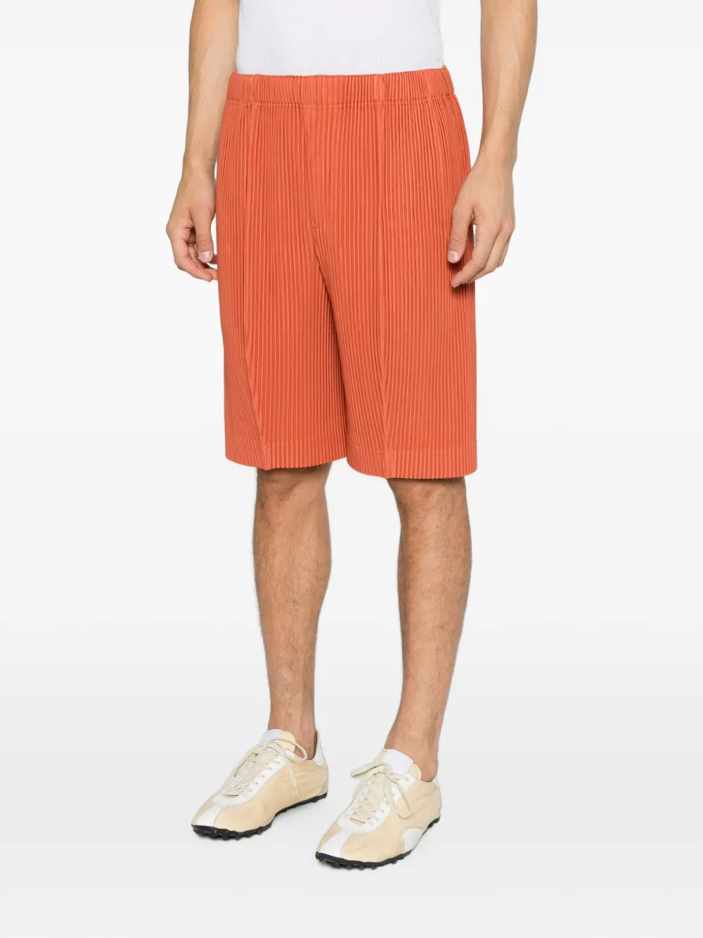 Homme Plissé Issey Miyake Monthly Colors geplooide shorts Oranje