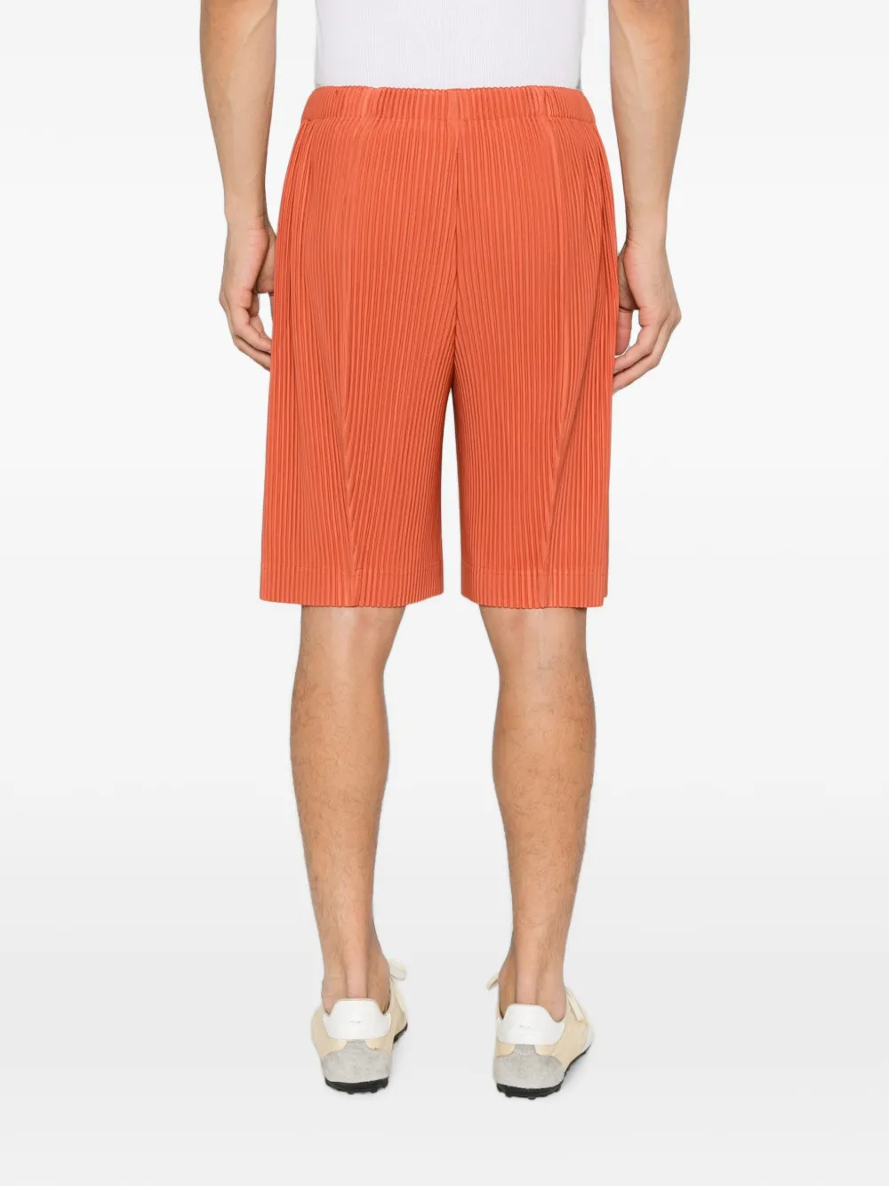 Homme Plissé Issey Miyake Monthly Colors geplooide shorts Oranje