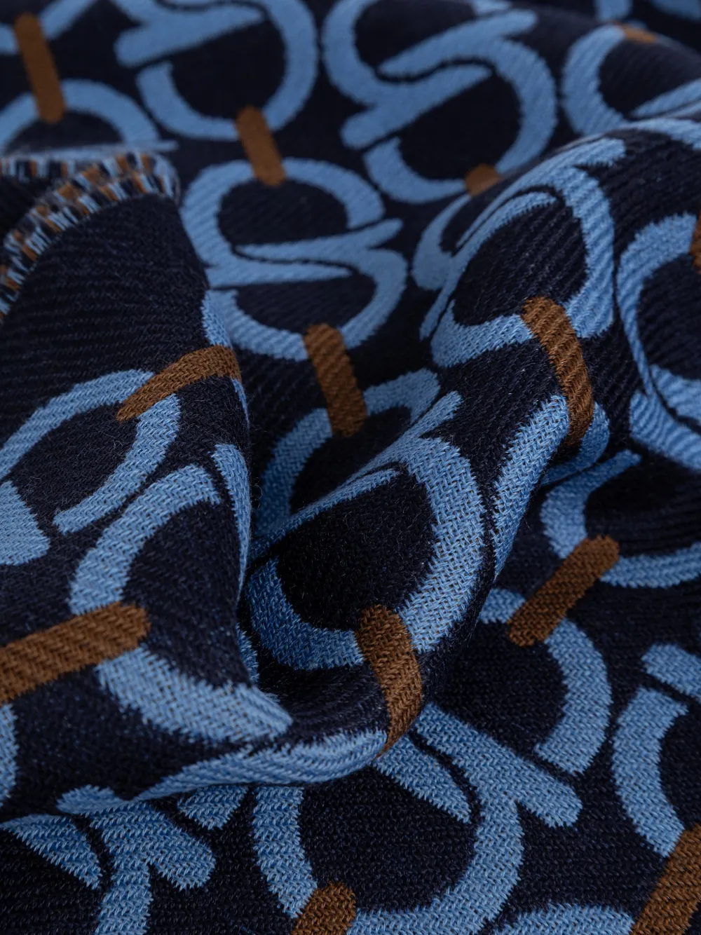 Ferragamo Sjaal met Gancini-jacquard en franje Blauw