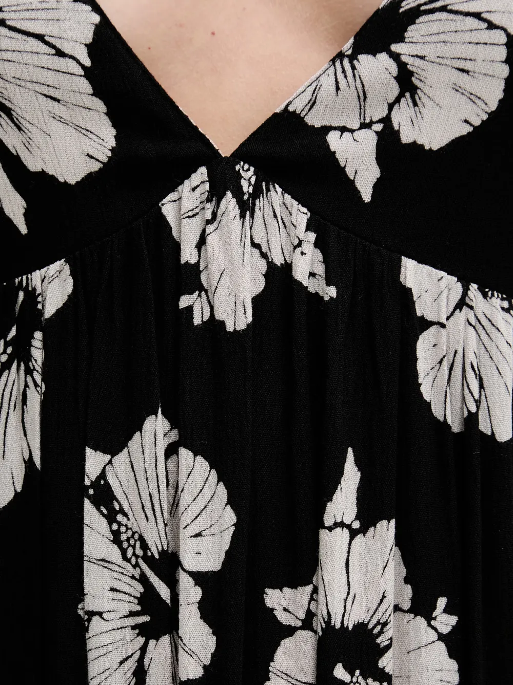 Rip Curl Party Pack maxi-jurk met spaghettibandjes en bloemenprint Zwart