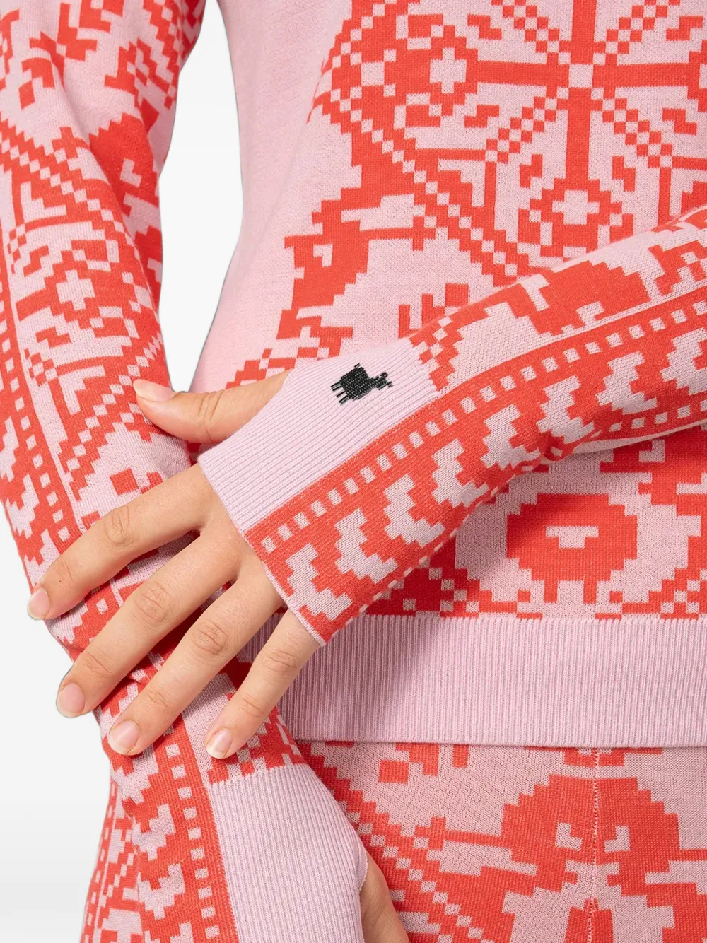 Kari Traa Saga basislaagset met top en broek en geometrisch patroon Rood