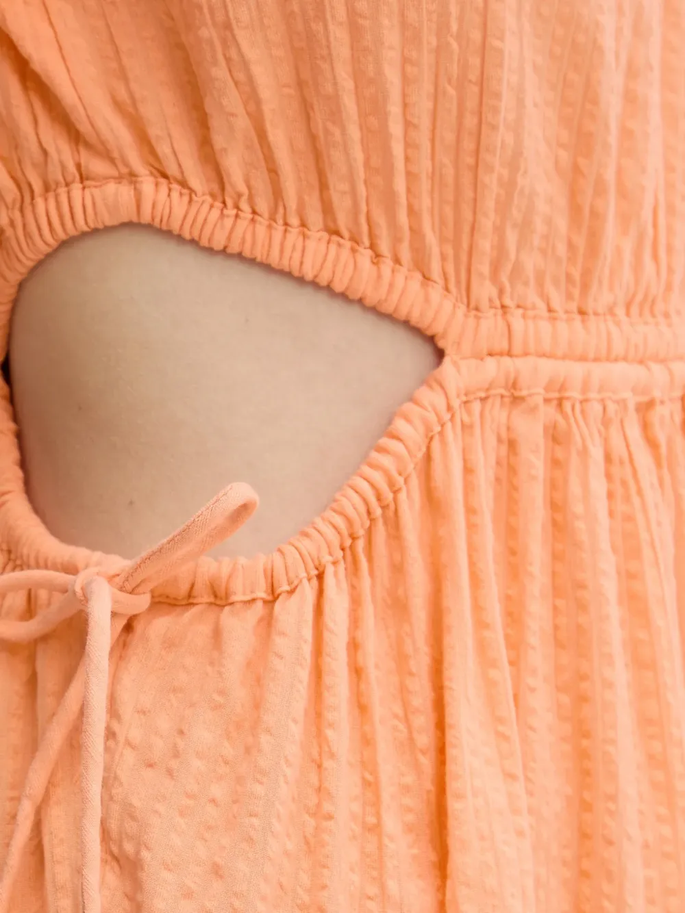 Rip Curl Cala Vadella gelaagde mini-jurk met uitgesneden details Oranje