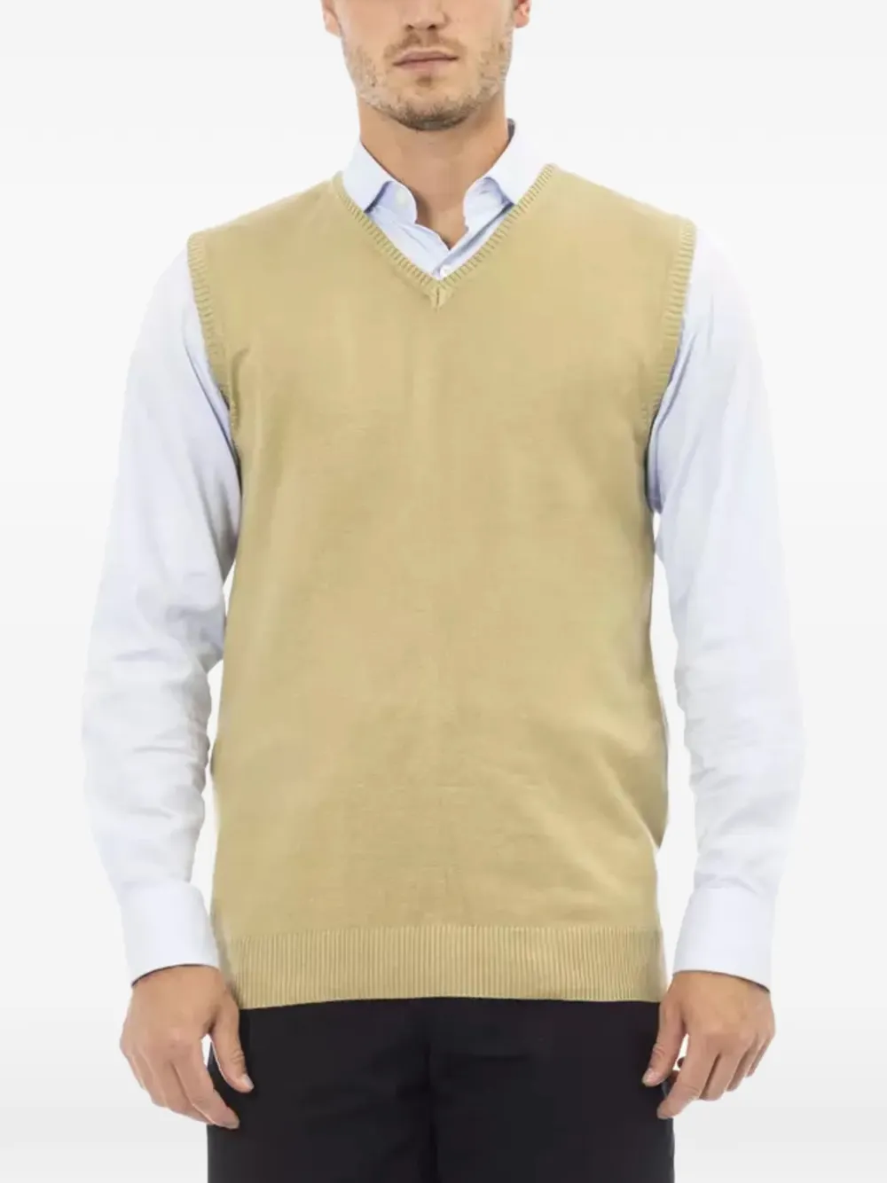 ALPHA STUDIO V-neck sleveless knitted vest