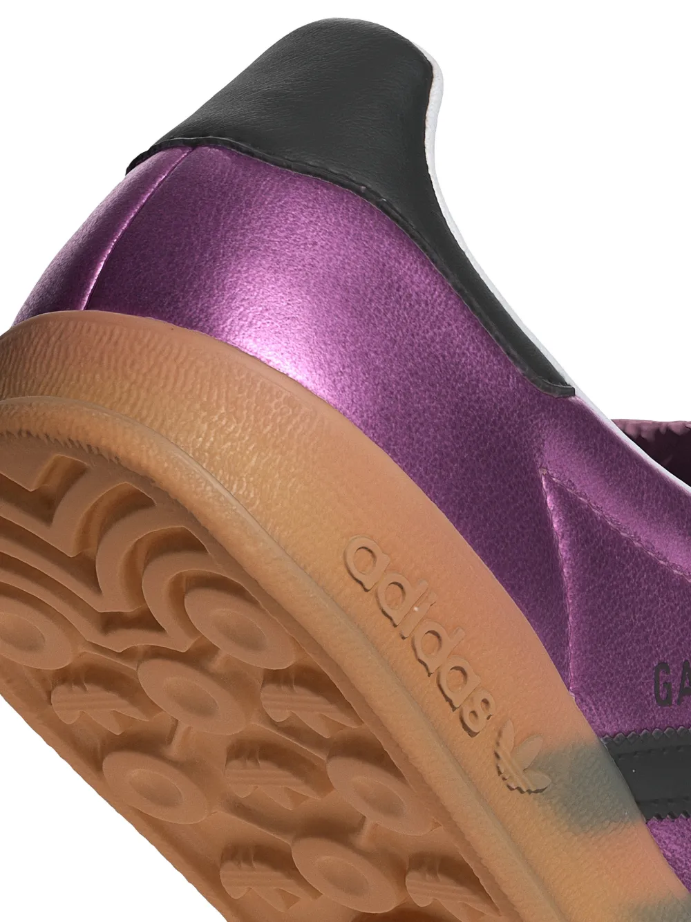 adidas Gazelle Indoor metallic-finish sneakers Paars