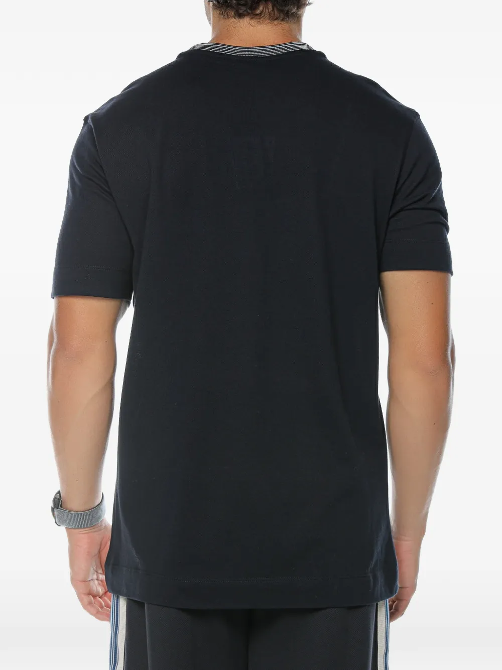 Emporio Armani T-shirt met geborduurd logo en gestreepte afwerking Blauw