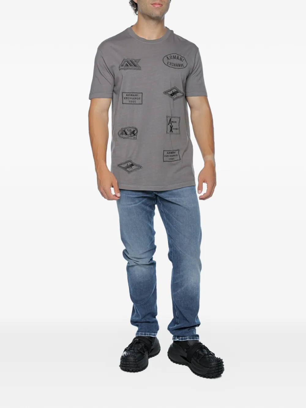 Armani Exchange T-shirt met geborduurd logo Grijs