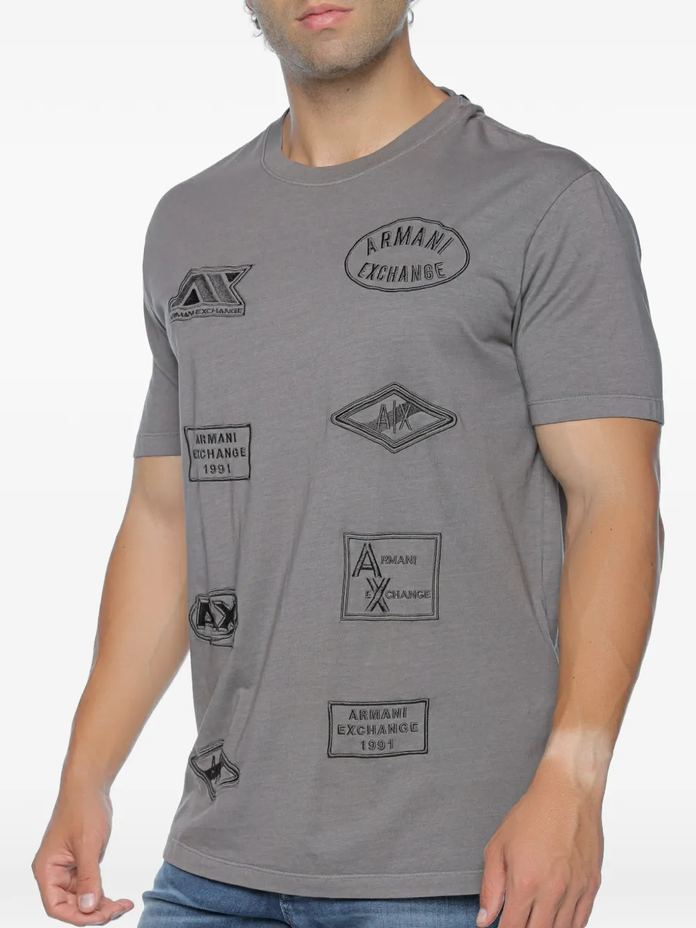 Armani Exchange T-shirt met geborduurd logo Grijs