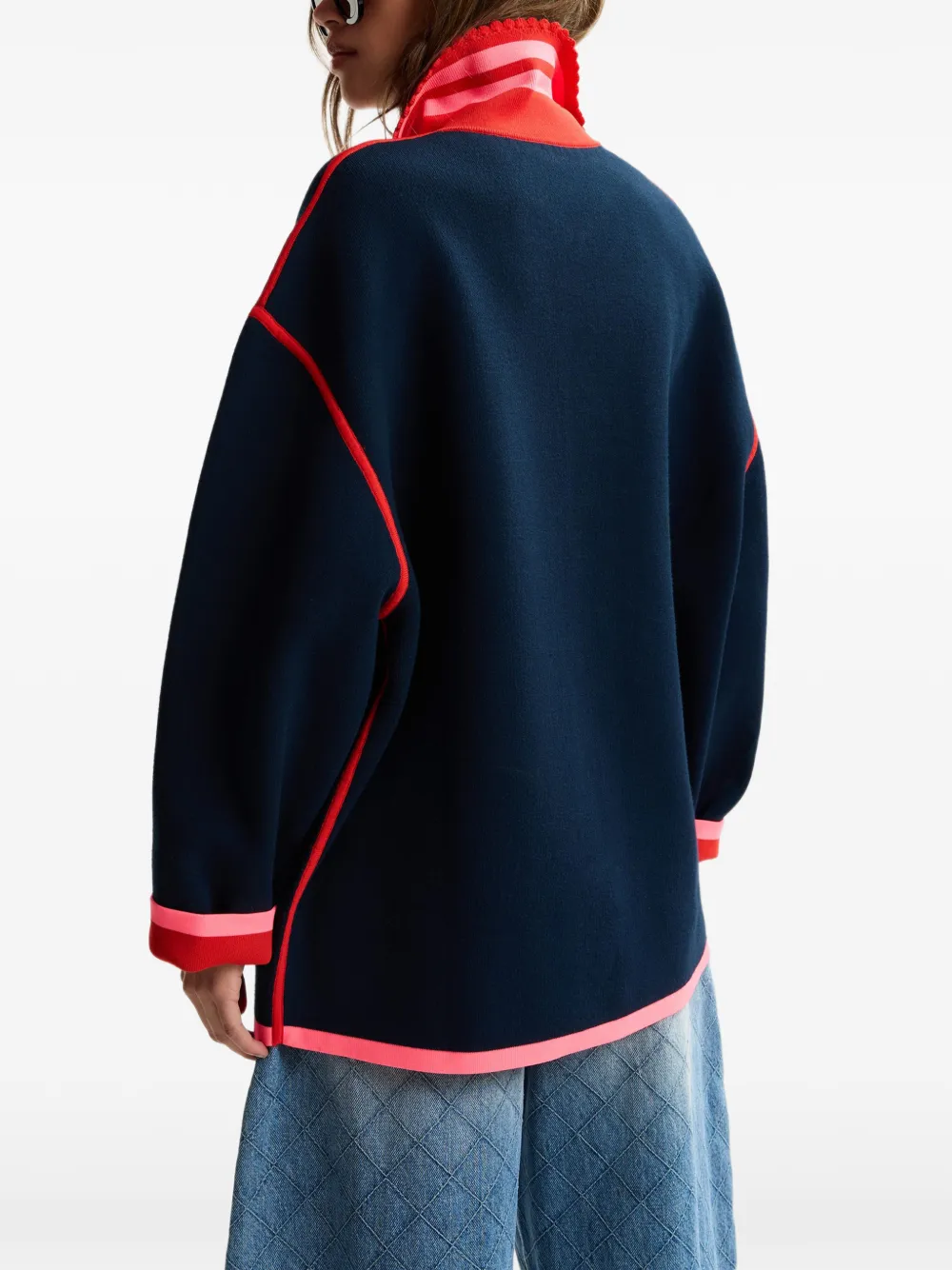 Essentiel Antwerp Vest met afwerking van kant en aardbeiknoop Blauw