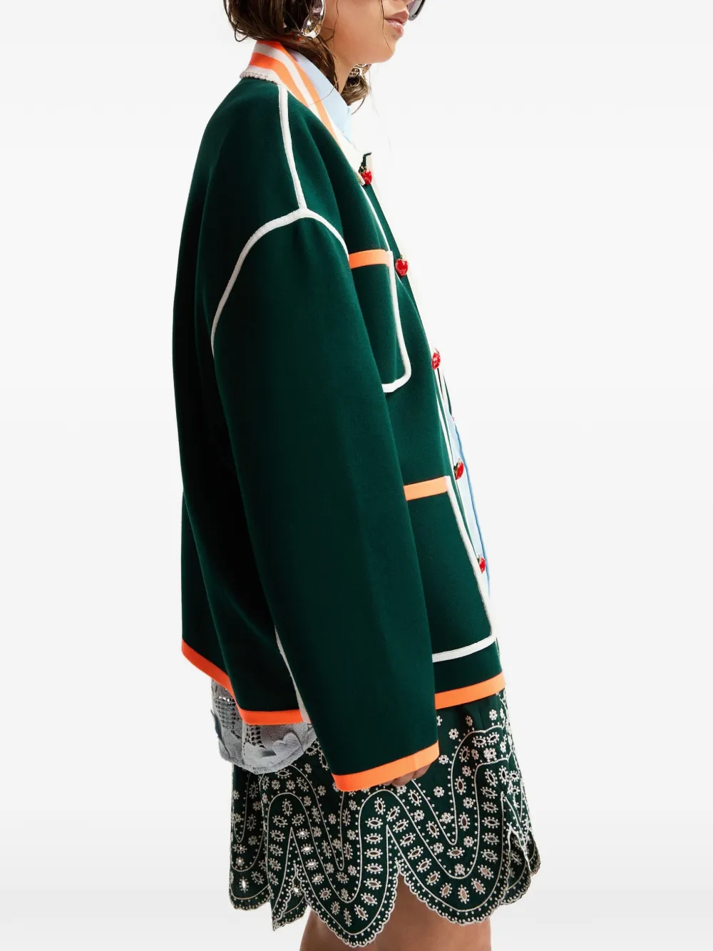 Essentiel Antwerp Vest met geborduurd kant en aardbei-knoop Groen