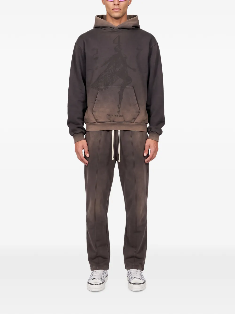 Represent 247 Fallen Angel hoodie met grafische print en vervaagd effect Bruin