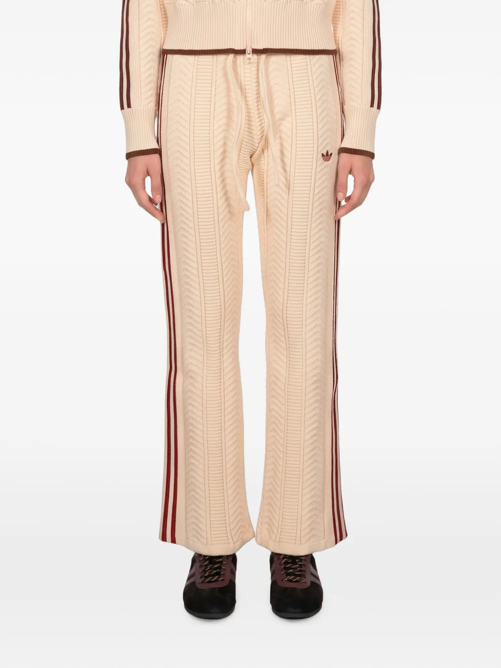 adidas SST trainingsbroek met wijde pijpen Beige