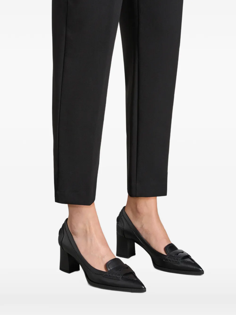 Santoni Pumps met puntige neus en penny-bandje Zwart