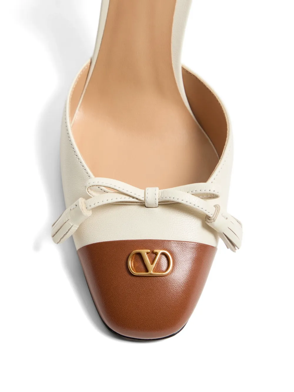 Valentino Garavani Valet Du Roi pumps Beige