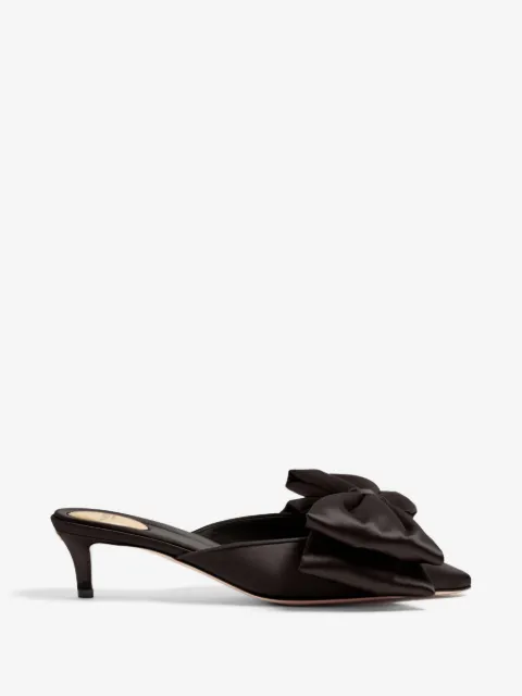 Valentino Garavani mules Yolande de satén de 45mm