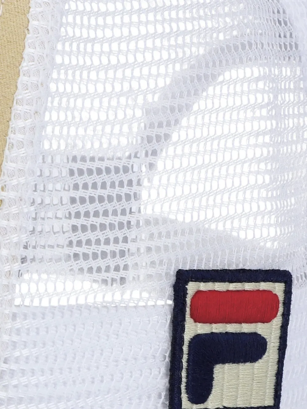 Fila Hazza pet met geborduurde mesh Beige
