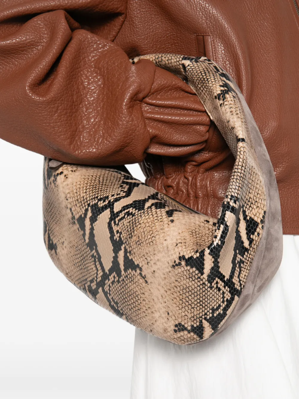 KHAITE Medium Olivia shopper met slangen-effect Beige