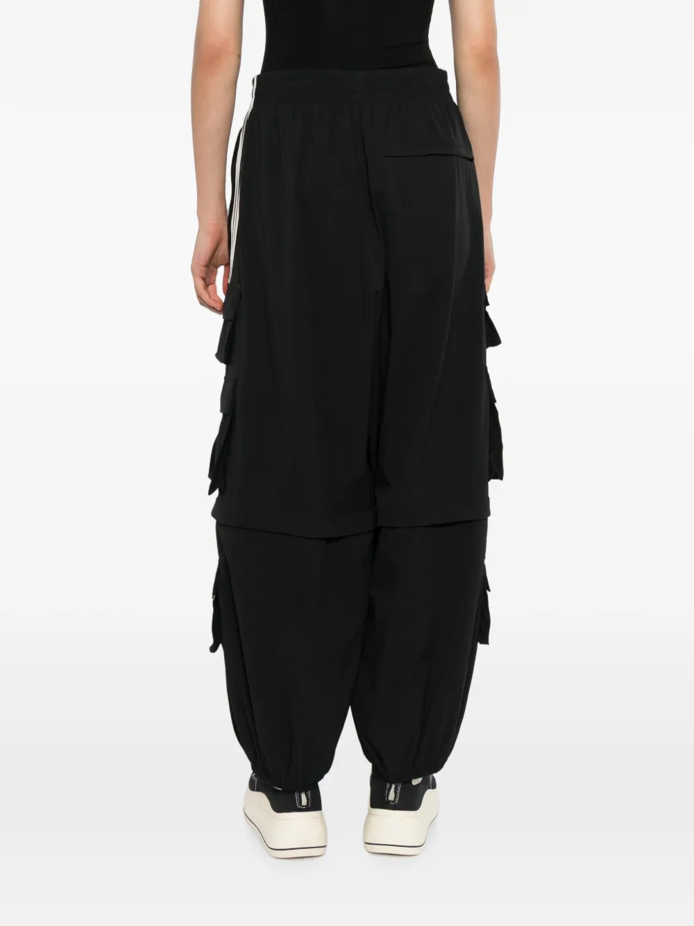 adidas cargo-pocket track pants Zwart
