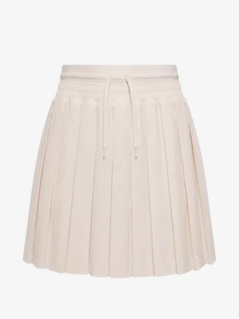 Nike falda corta con detalle del logo