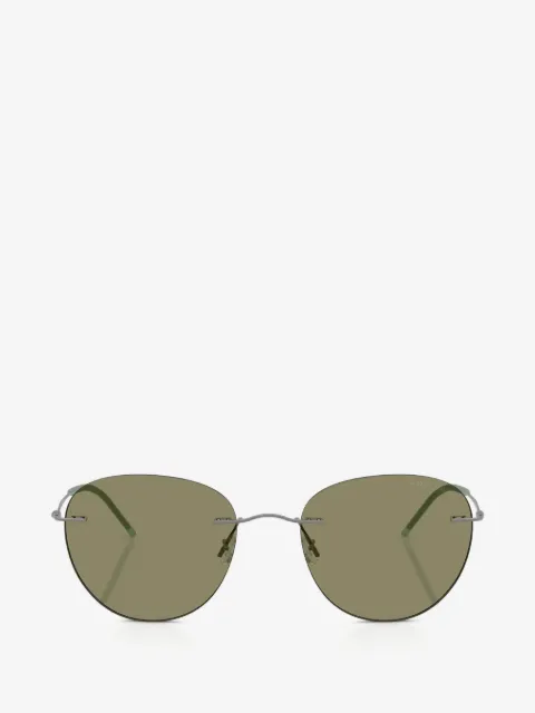 Giorgio Armani lentes de sol con armazón redonda y efecto mate