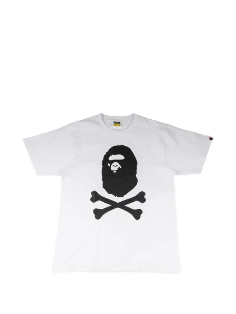 A BATHING APE® graphic-print T-shirt