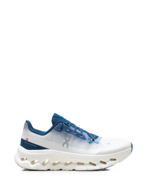 On  Cloudtilt sneakers