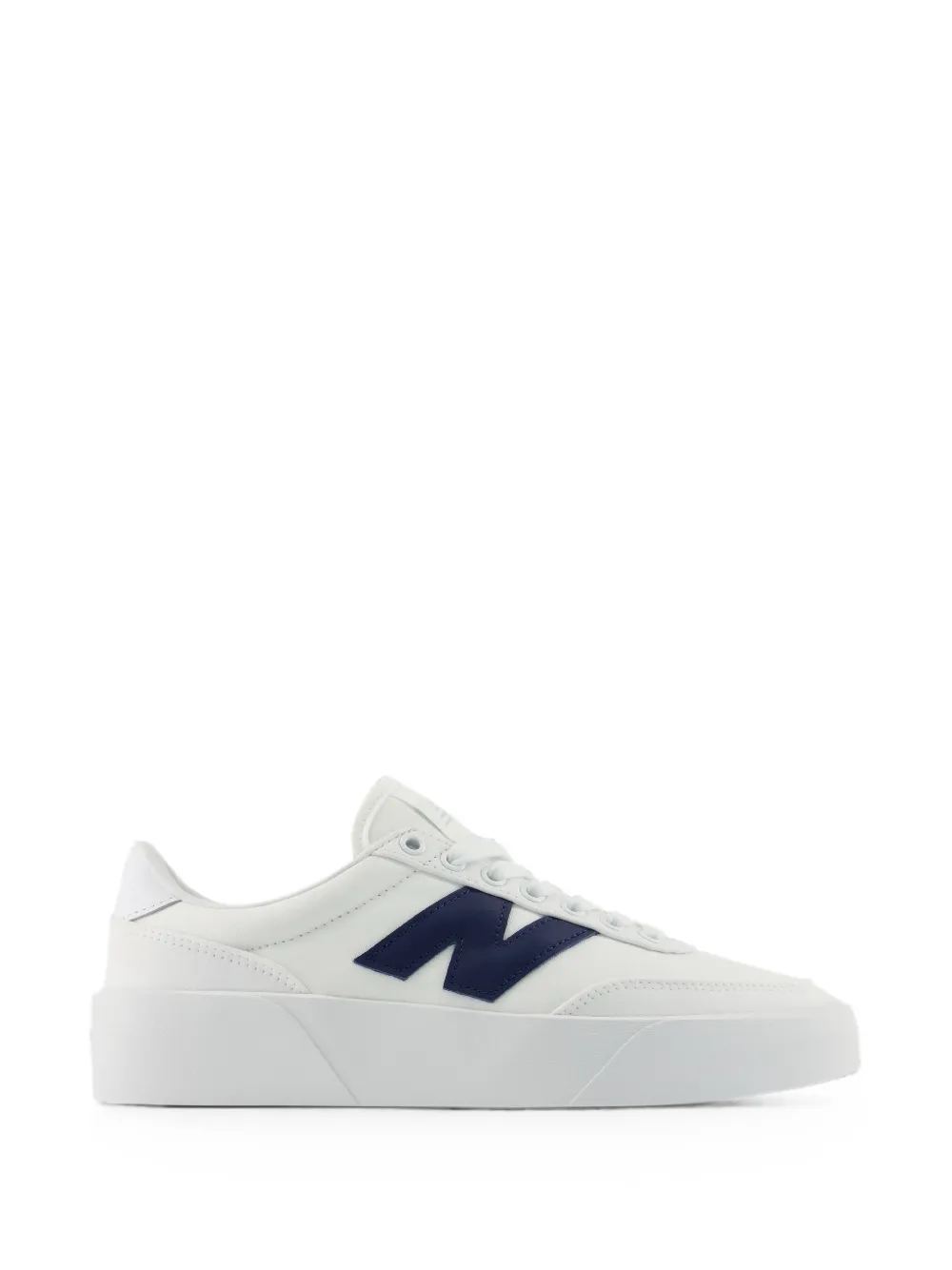 New Balance 750 Sneakers mit Logo - Weiß