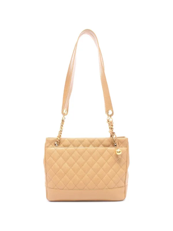 Chanel Pre-owned 1991-1994 Matelassé Caviar Leather Shoulder Bag in Neutrals