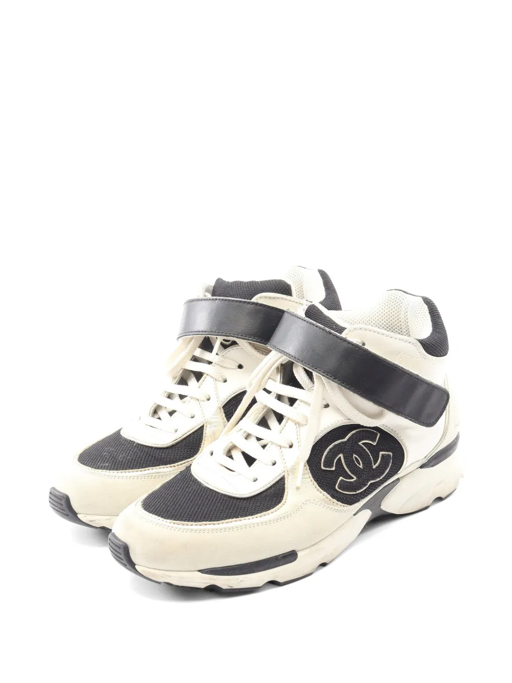 CHANEL Pre-Owned 1986-1988 Coco Mark high-top sneakers - Neutrals