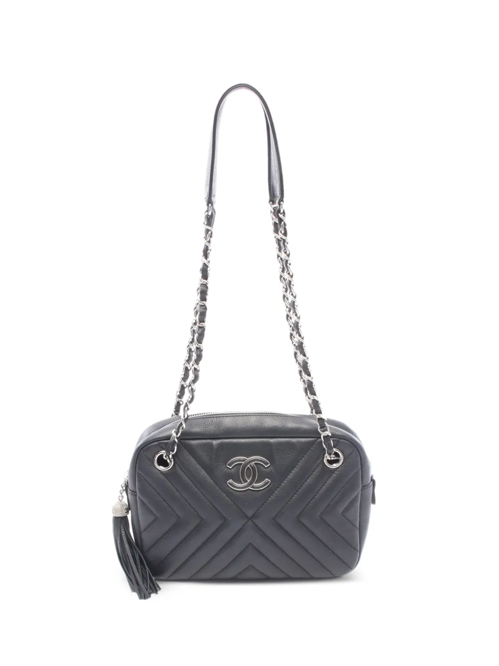 CHANEL Pre-Owned 2018 Chevron V-stitch tassel lambskin shoulder bag - Black