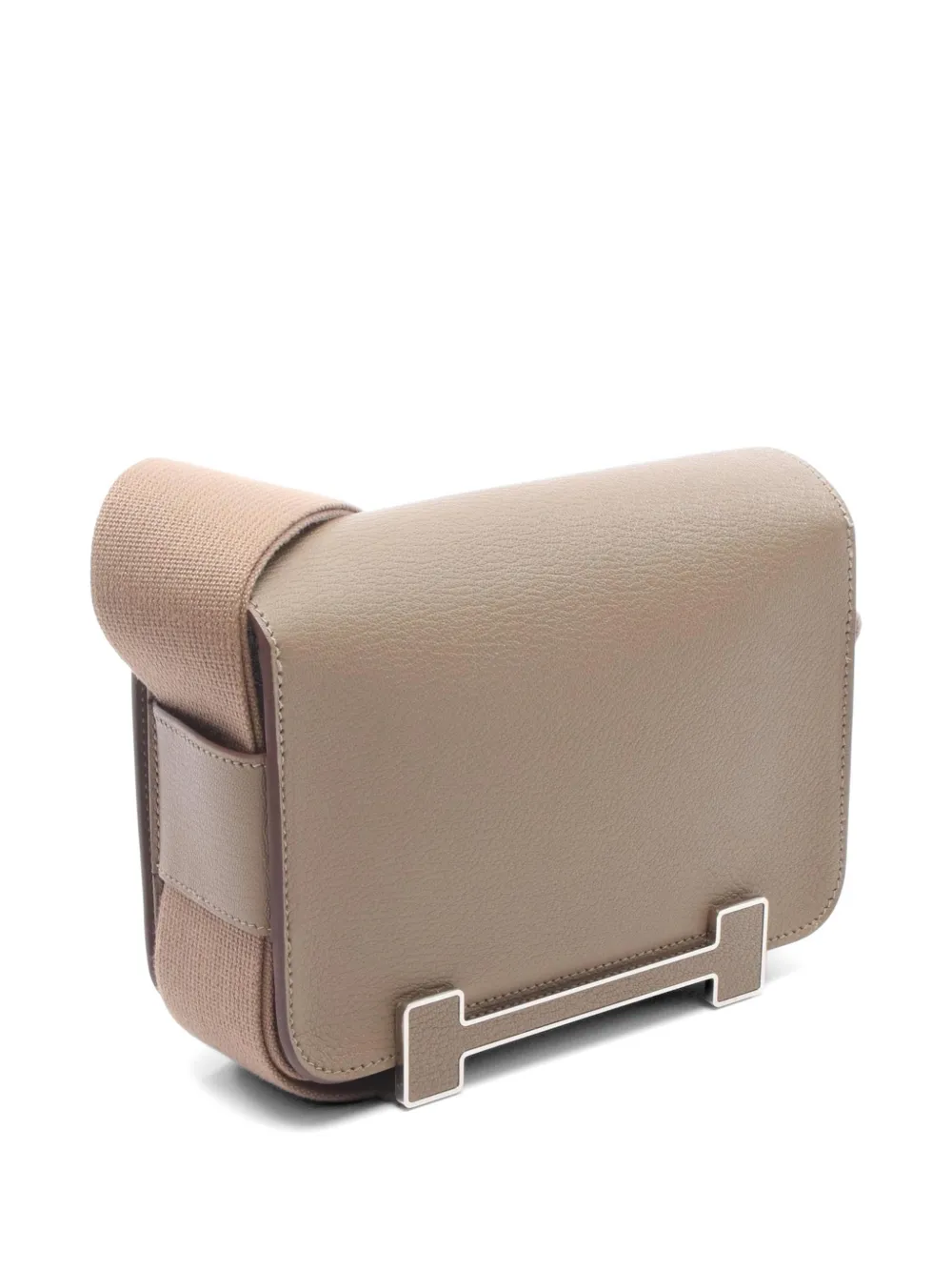Hermès Pre-owned 2023 Geta Chevre Shoulder Bag in Neutrals, view 2