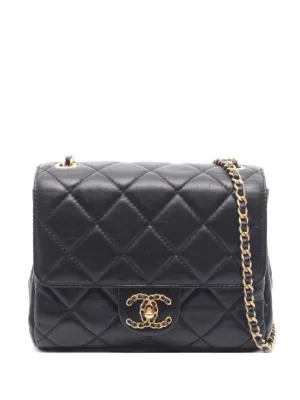 CHANEL Pre-Owned 2021 Mini Quilted Shoulder Bag | Black | FARFETCH RO