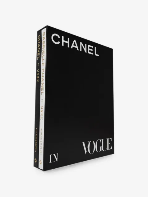 THAMES E HUDSON Chanel in Vogue book