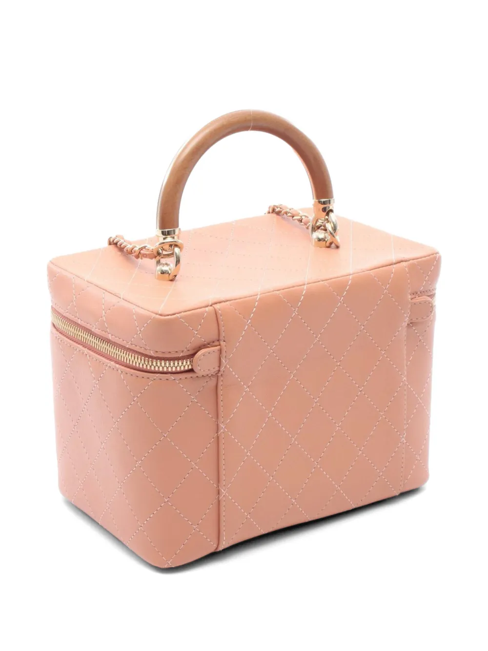 Chanel Pre-owned 2018-2019 Matelassé Cross Body Bag in Pink, view 2