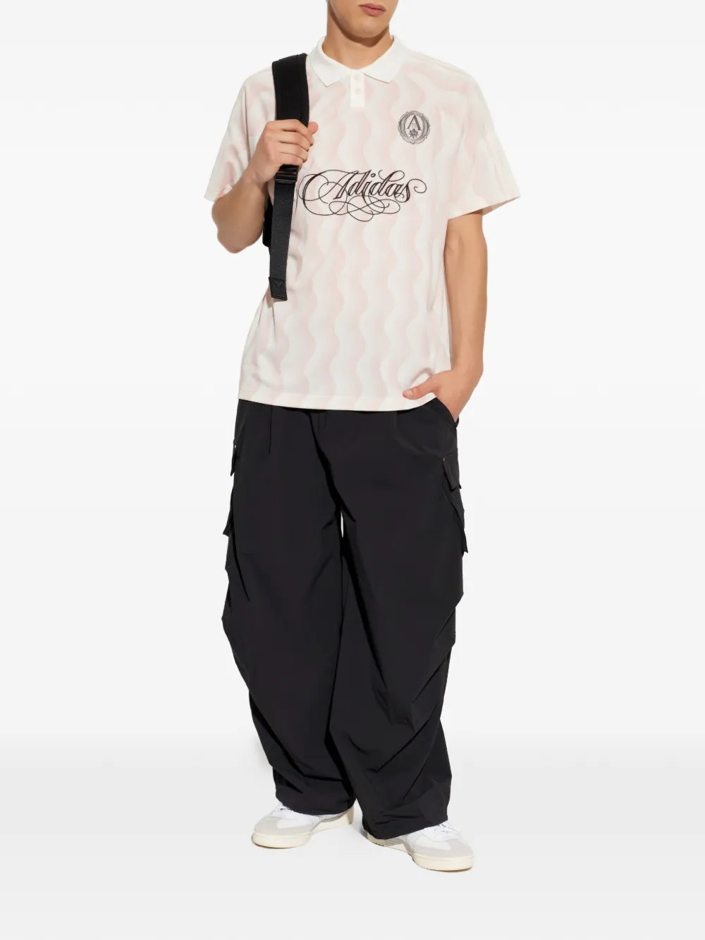 adidas Poloshirt met golvende print Roze