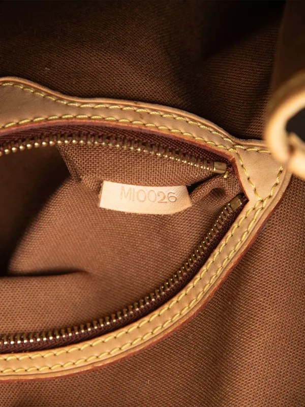 Louis Vuitton Pre-Owned 2006 Monogram Batignolles Vertical Tote