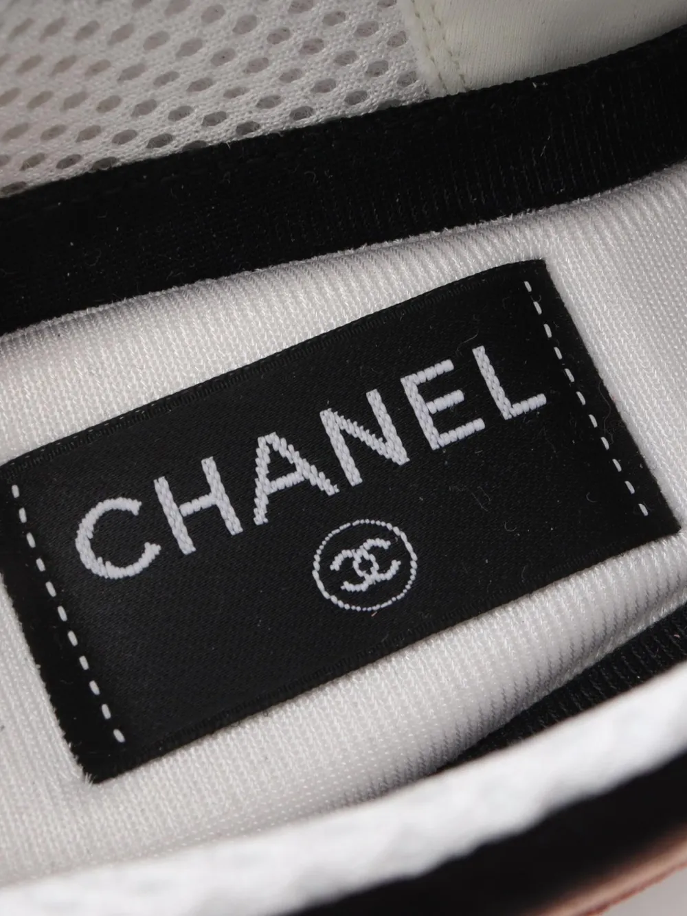 CHANEL Pre-Owned 1986-1988 CC-logo low-top Sneakers | Pink
