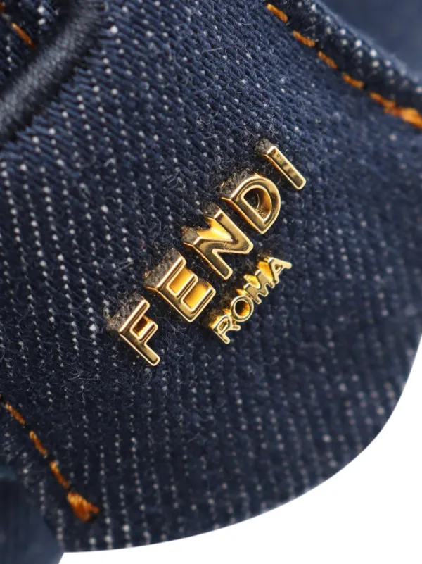 IM036 FENDI コンフォーターケース SL 150×210cm ネイビー Fendi Pre-Owned 2010-2026 Medium Denim By The Way Soft Satchel