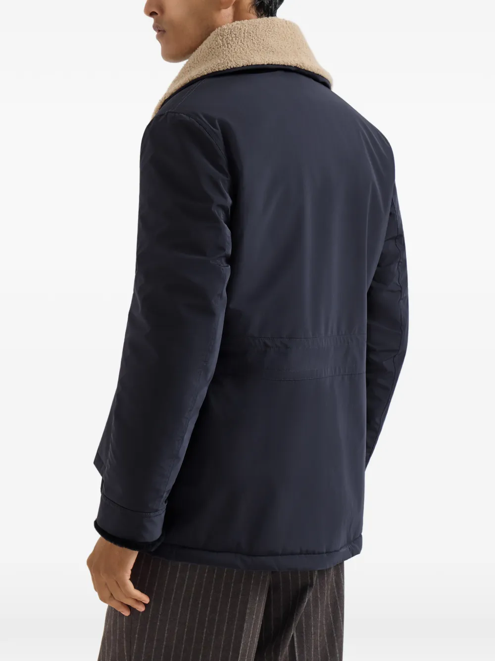 Brunello Cucinelli Nylon jas met dubbele rij knopen en lammy voering Blauw