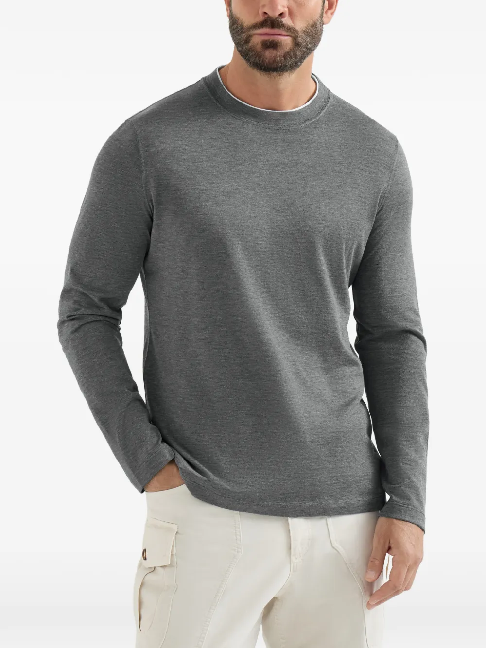 Brunello Cucinelli Zijden en katoenen lichtgewicht jersey T-shirt met ronde hals en lange mouwen Grijs