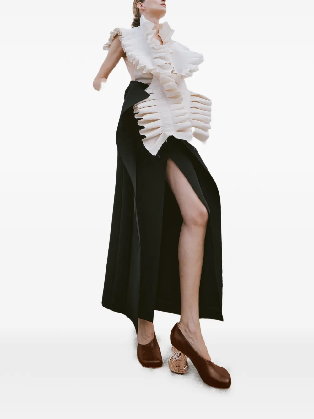 A.W.A.K.E. Mode Vesper swan-heel pumps Bruin