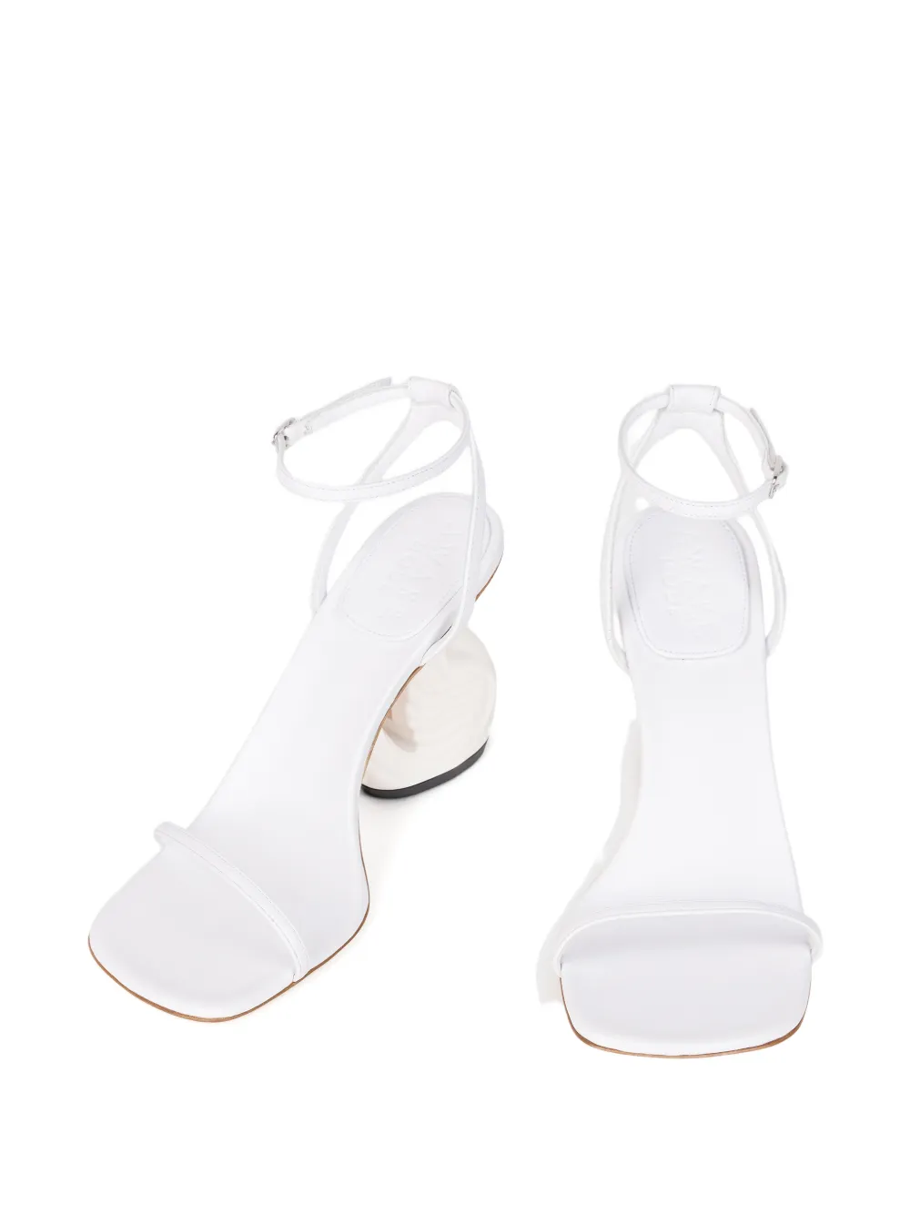 A.W.A.K.E. Mode Beta swan-heel sandals Wit