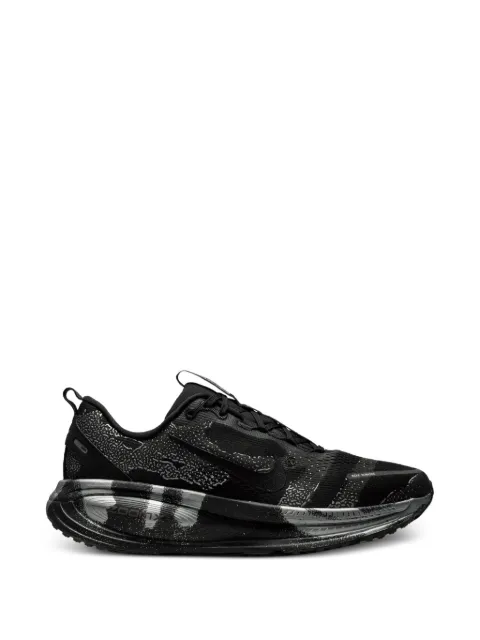 Nike Vomero 18 sneakers